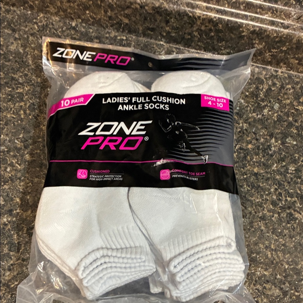 Zone Pro Ladies' White Ankle Socks, full cushion, Size 4-10